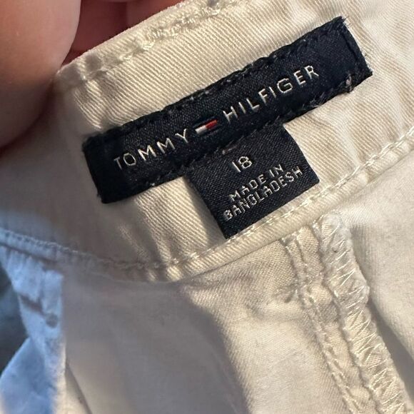 Tommy Hilfiger White Capris Size 18 - Picture 3 of 4